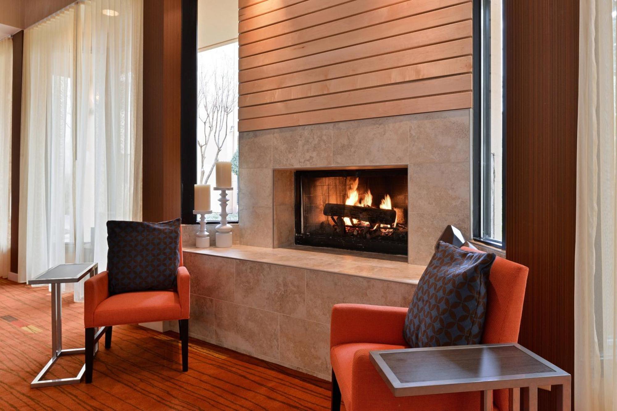 Courtyard By Marriott Dallas Northwest Exterior foto
